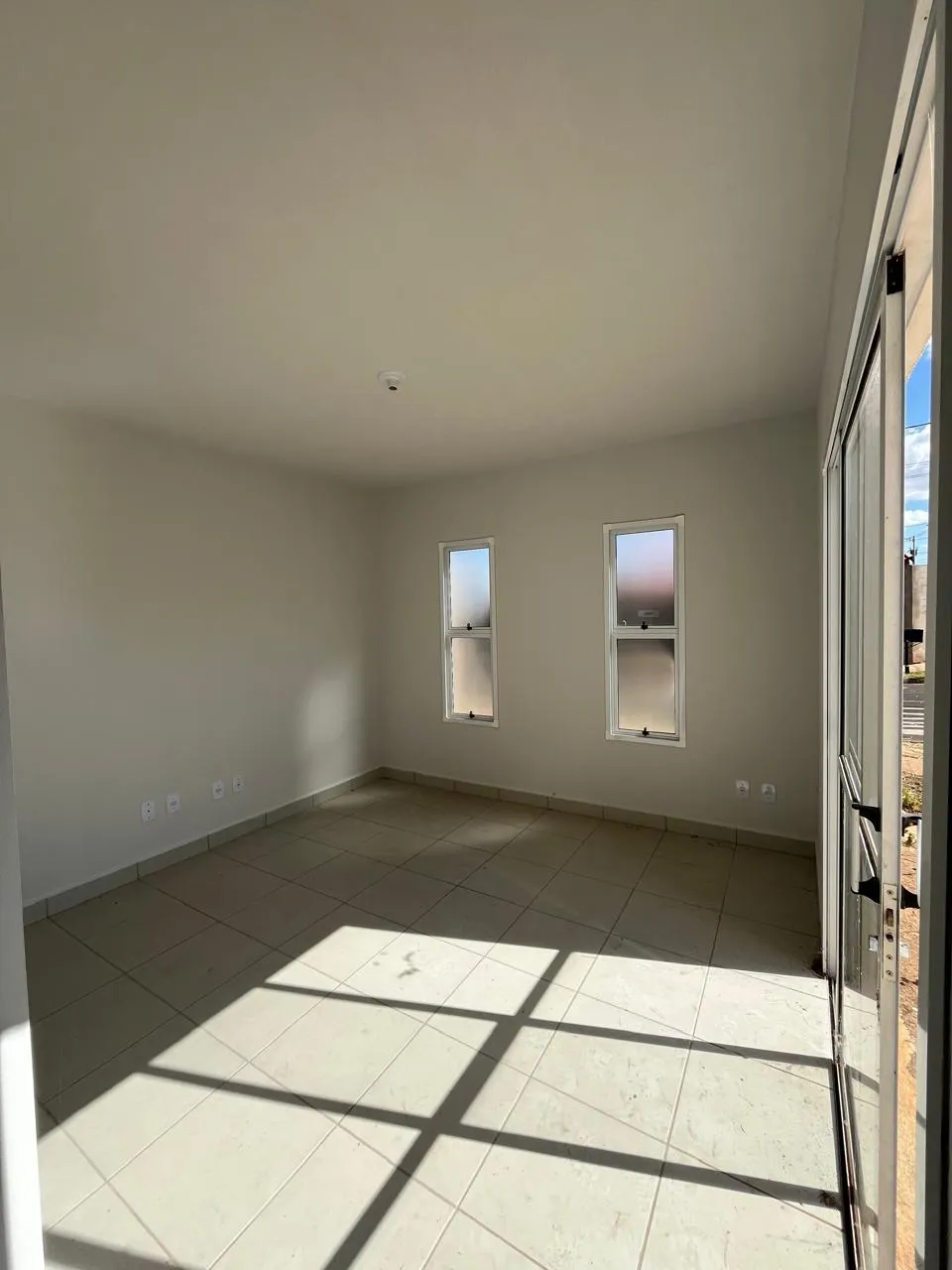 Casa Residencial Maria da Glória — foto 1 de 8